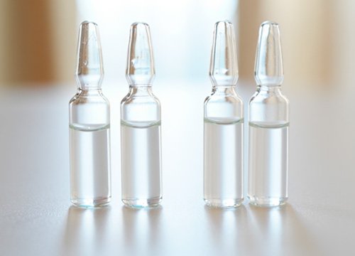 Препарат в ампулах Капсулы с препаратом Пикамилон